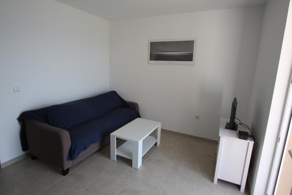 Mimice Bay Apartments Exterior photo