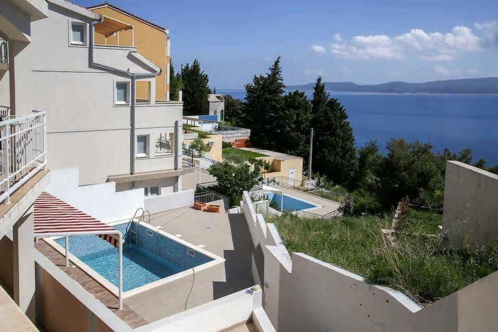 Mimice Bay Apartments Exterior photo